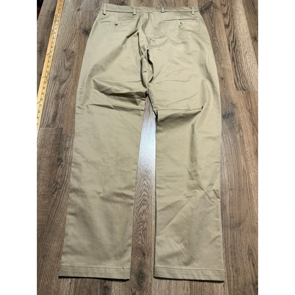 Dockers Pants Men Size 34x30 Tan Chino Pants Athletic Flex Comfort